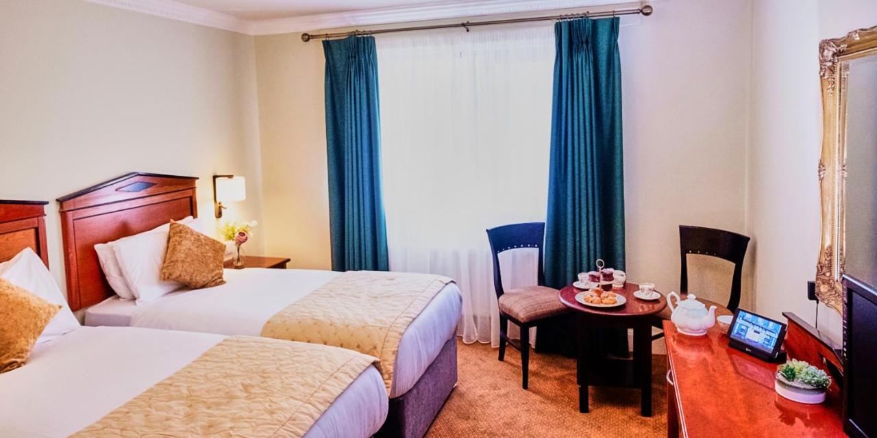 Lawlors Hotel Dungarvan  Eksteriør billede