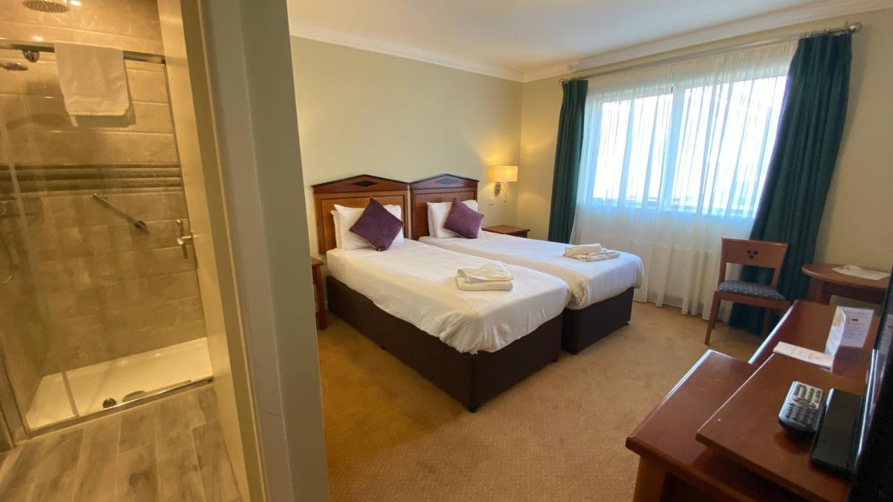 Lawlors Hotel Dungarvan  Eksteriør billede
